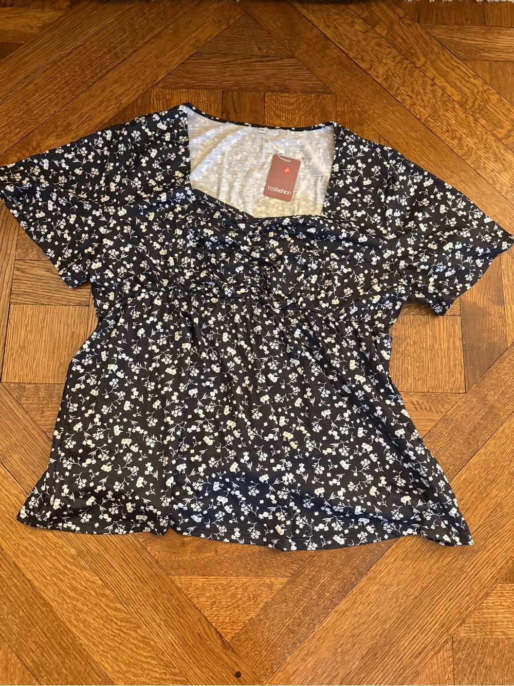YesFashion- Black Floral Short Sleeve Blouse- New With Tags